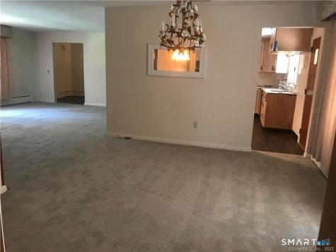 17 Pond Lane Trumbull CT 06611