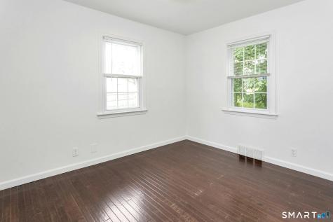 124 Minturn Place Bridgeport CT 06606