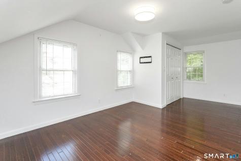 124 Minturn Place Bridgeport CT 06606