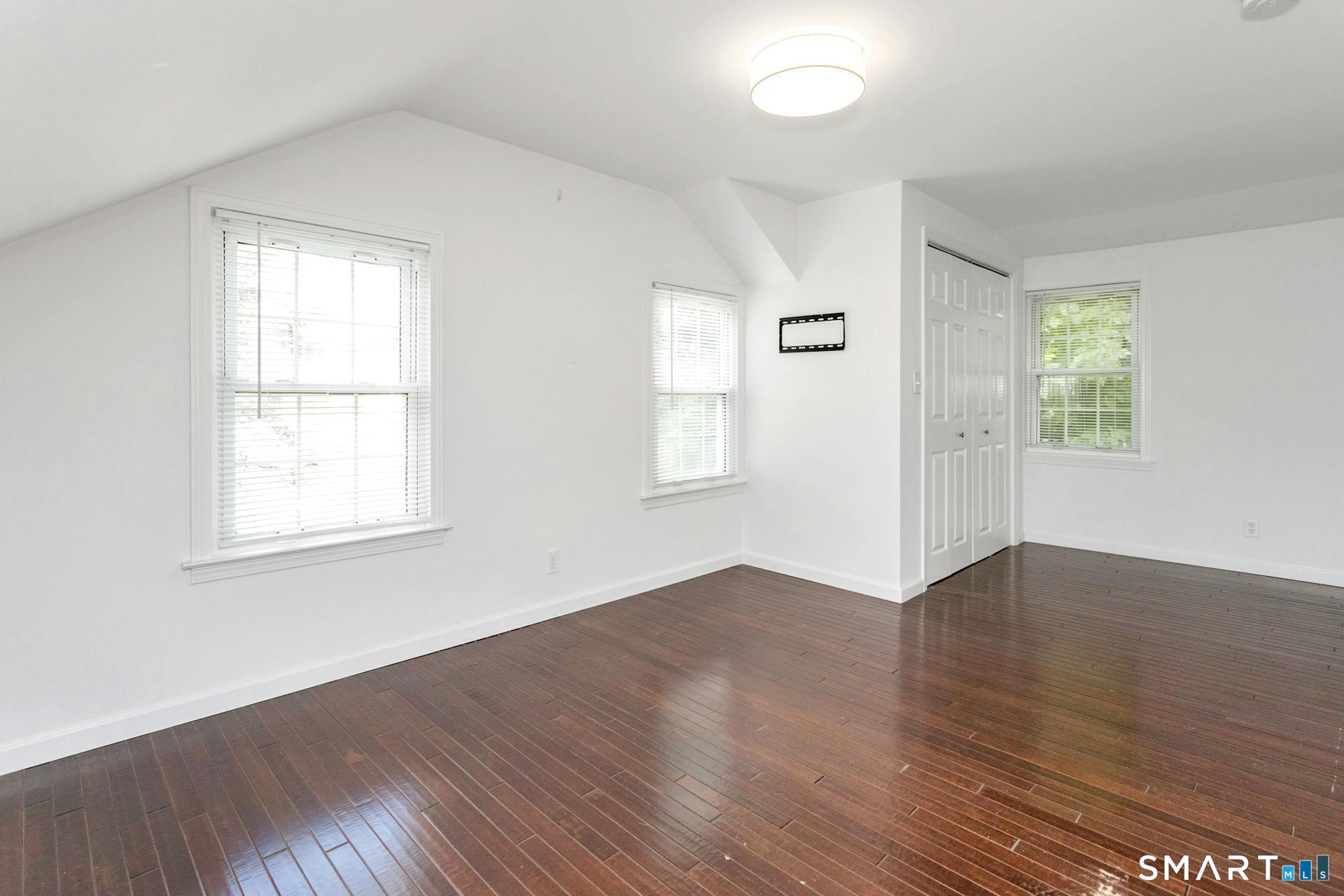 124 Minturn Place Bridgeport CT 06606
