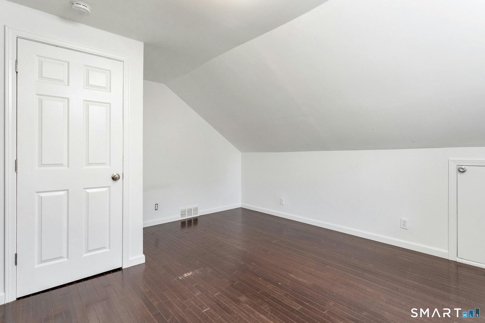 124 Minturn Place Bridgeport CT 06606