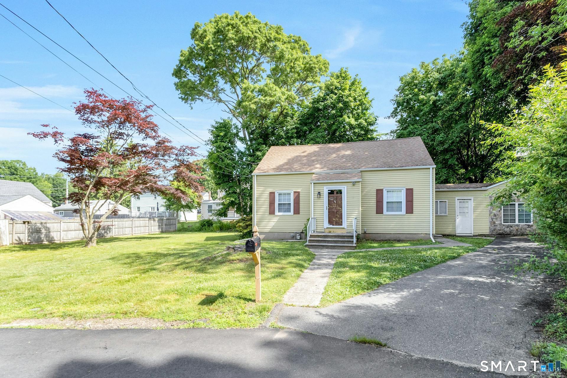 124 Minturn Place Bridgeport CT 06606