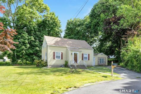 124 Minturn Place Bridgeport CT 06606