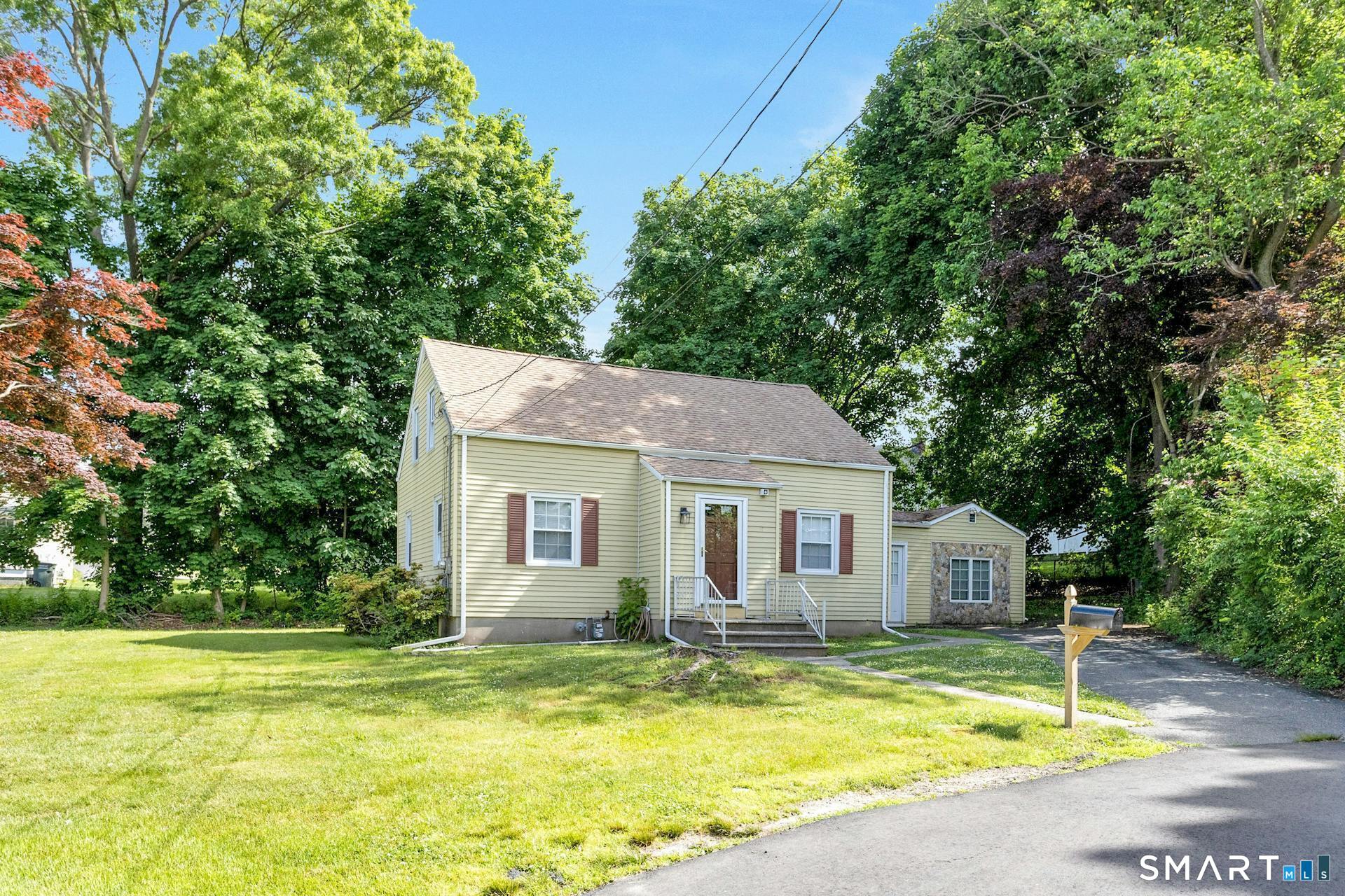 124 Minturn Place Bridgeport CT 06606