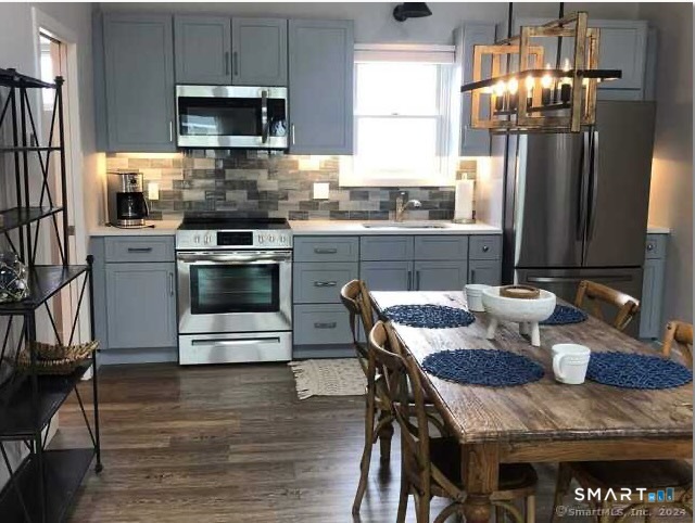 22 Pond Road Old Lyme CT 06371