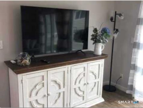 22 Pond Road Old Lyme CT 06371