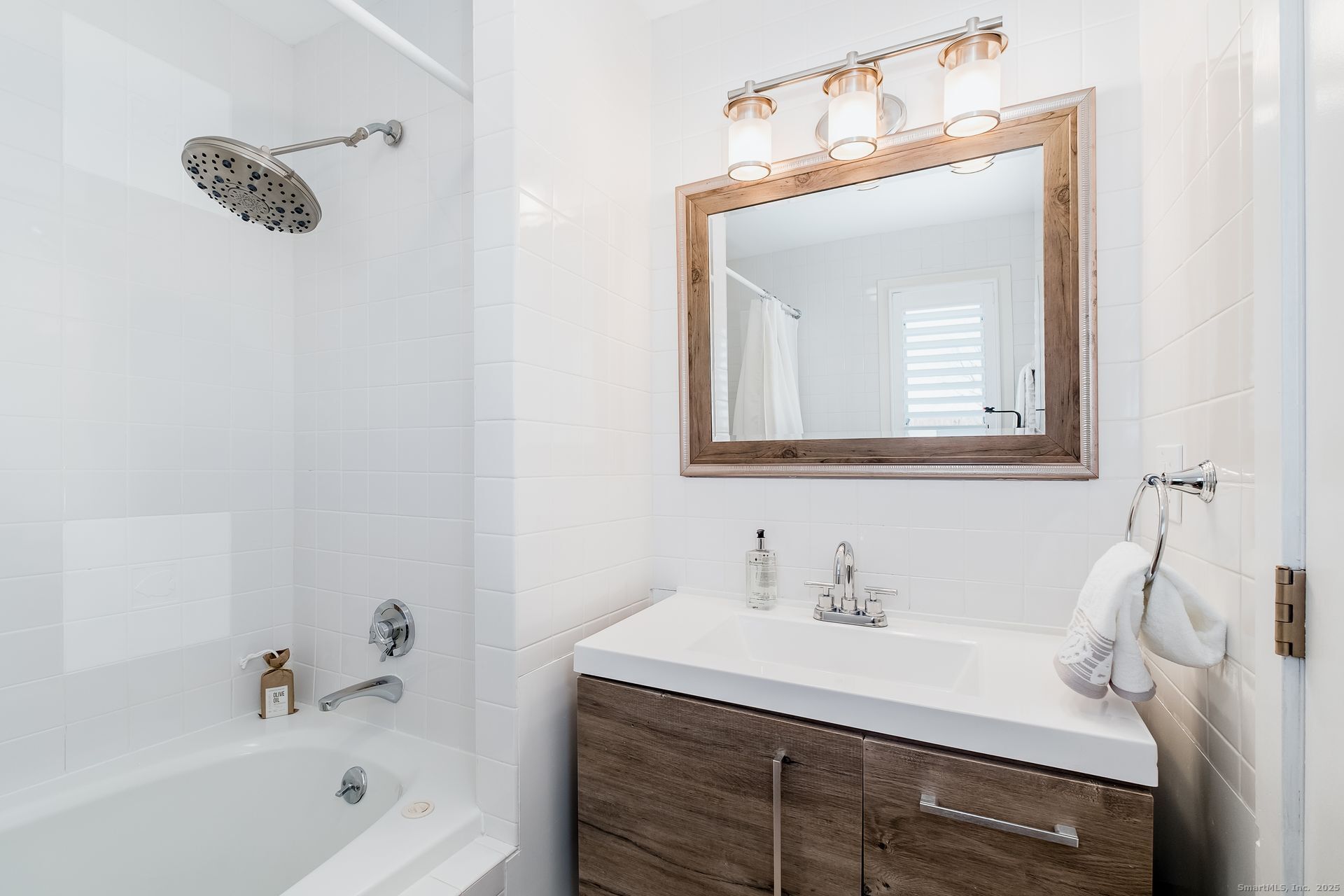 1987 Fairfield Beach Road Fairfield CT 06824