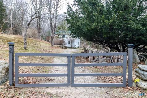 2 Clara Lane New Milford CT 06776