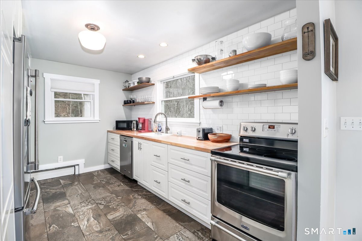 2 Clara Lane New Milford CT 06776
