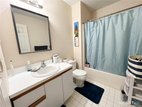 103 Mariners Walk Milford CT 06460