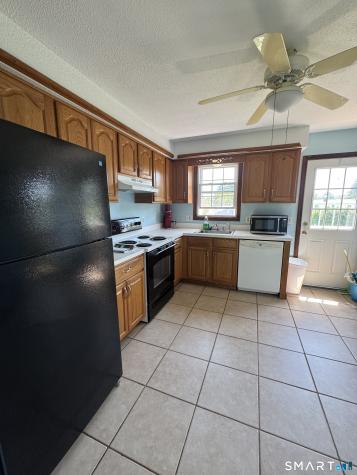 21 Weir Street Branford CT 06405