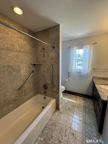 21 Weir Street Branford CT 06405