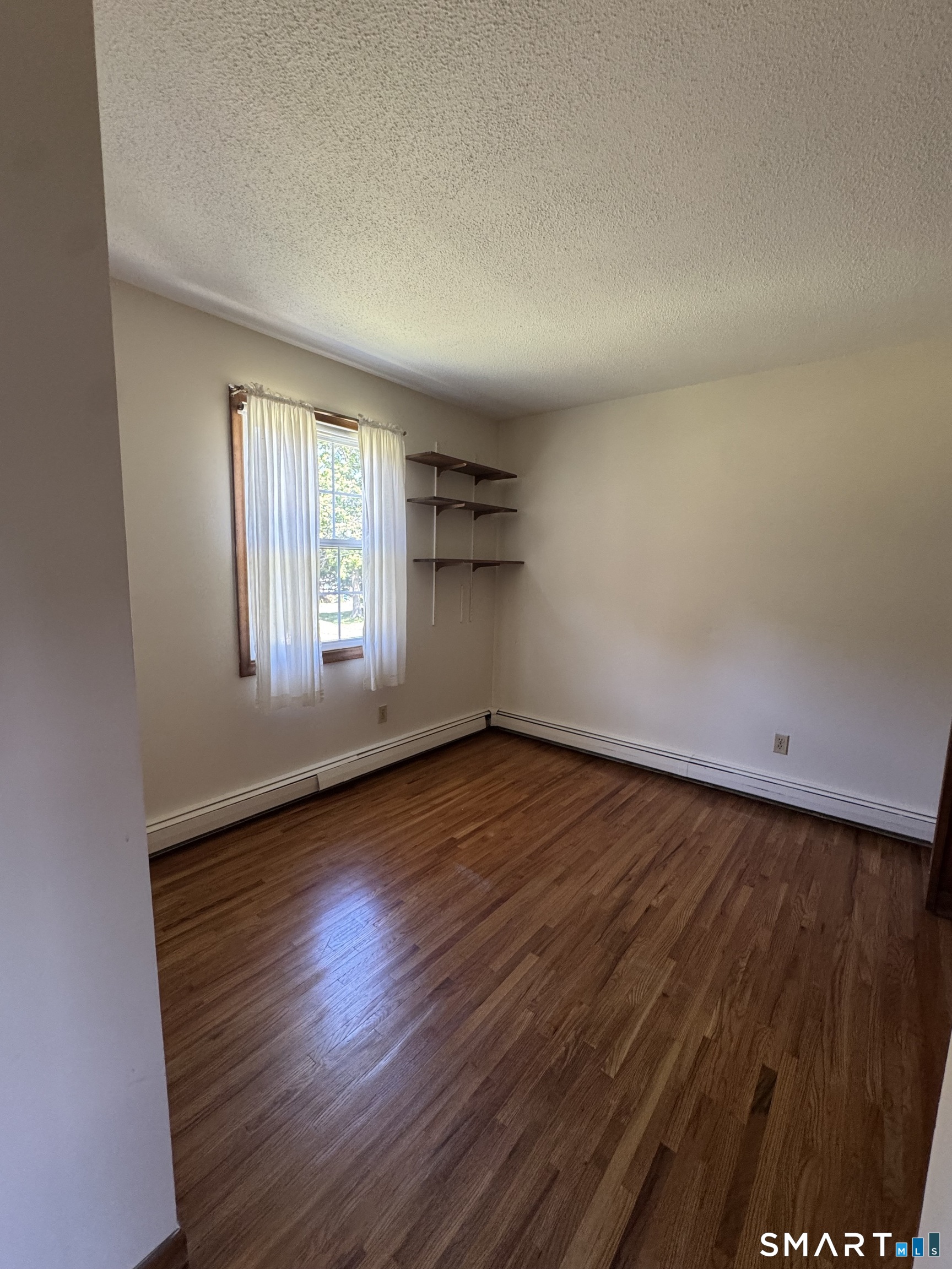 21 Weir Street Branford CT 06405