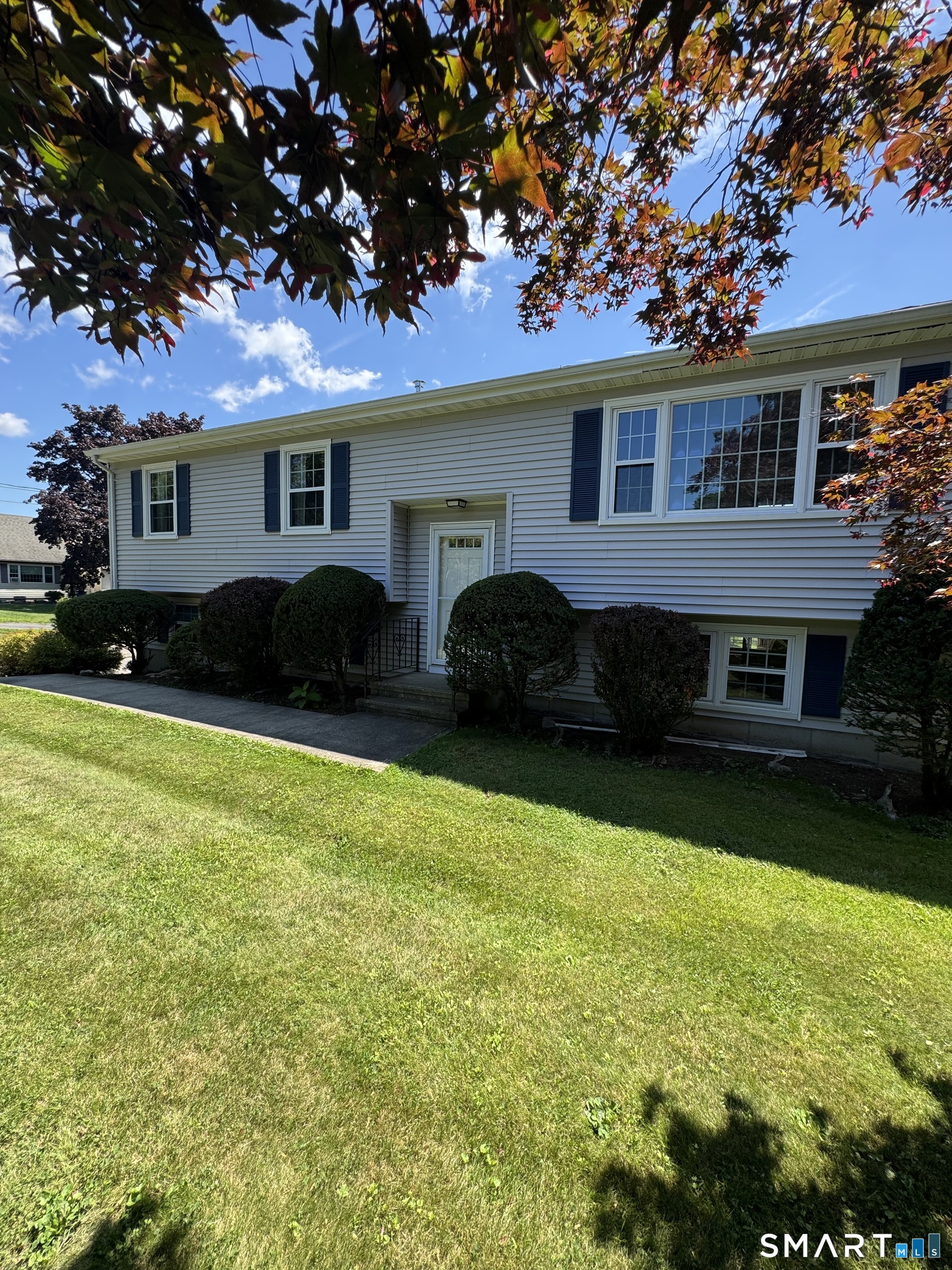 21 Weir Street Branford CT 06405