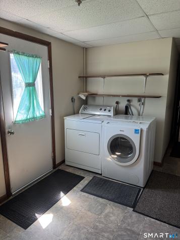 21 Weir Street Branford CT 06405