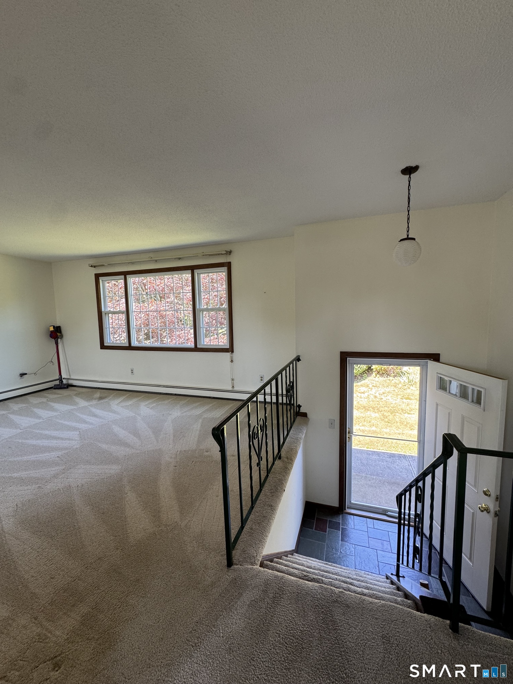 21 Weir Street Branford CT 06405