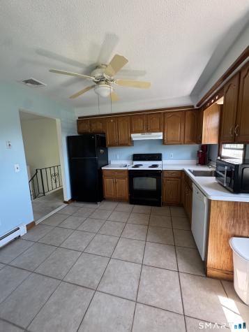 21 Weir Street Branford CT 06405