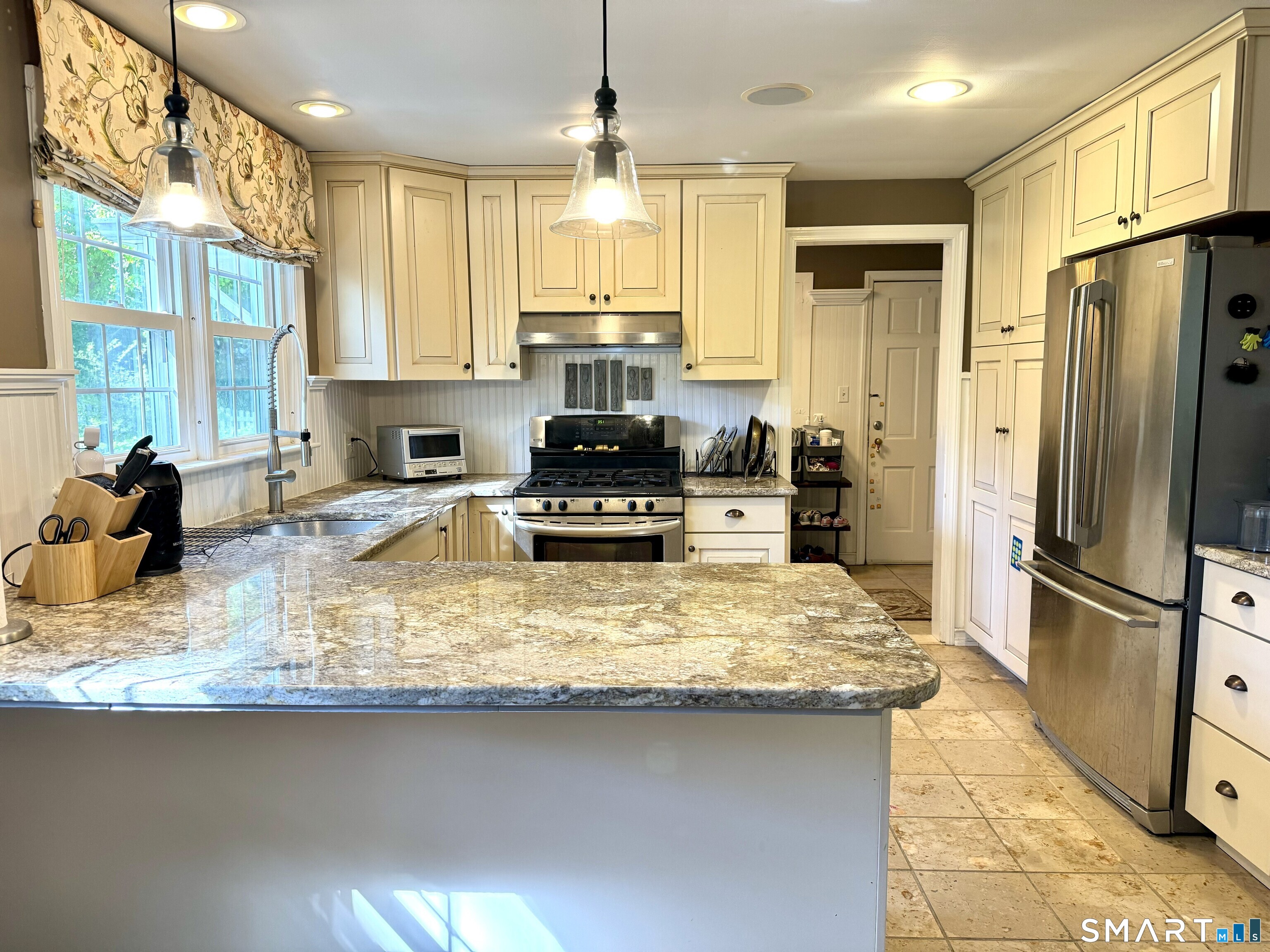 330 Ridge Road Hamden CT 06517