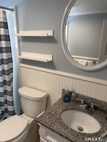 22 Indianola Road East Lyme CT 06357