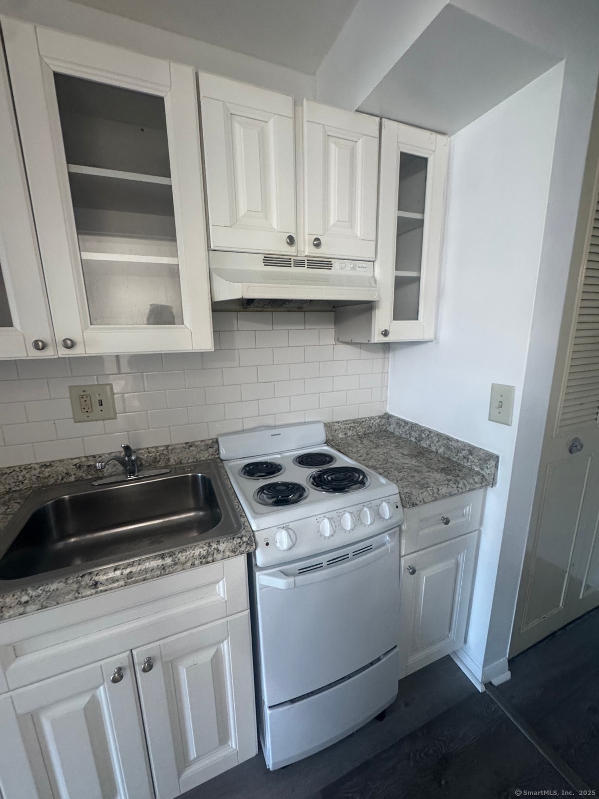 169 Birdseye Street Bridgeport CT 06604