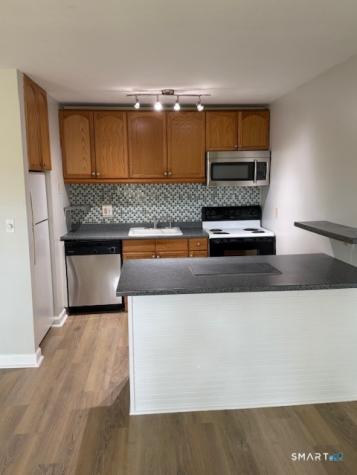 239 Old Farms Road Avon CT 06001