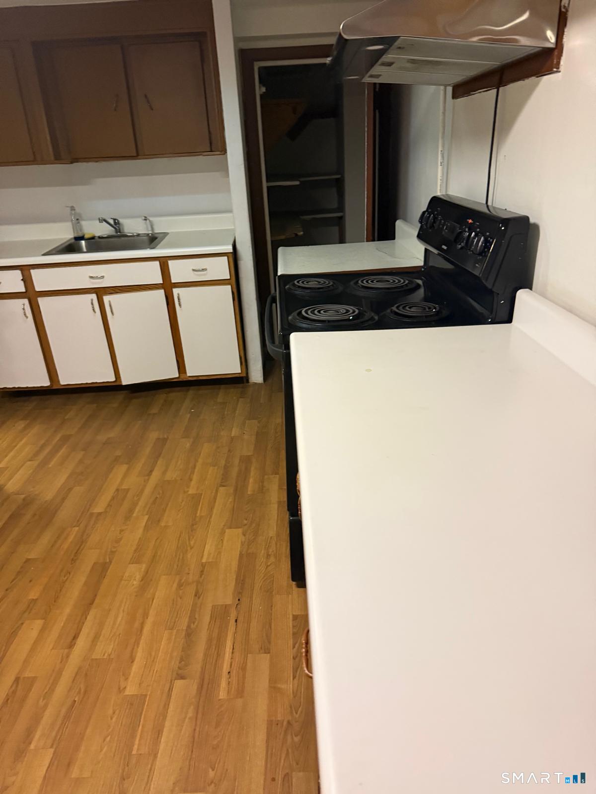 120 Evergreen Avenue Hartford CT 06105