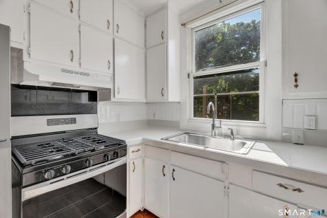 829 Orange Street New Haven CT 06511