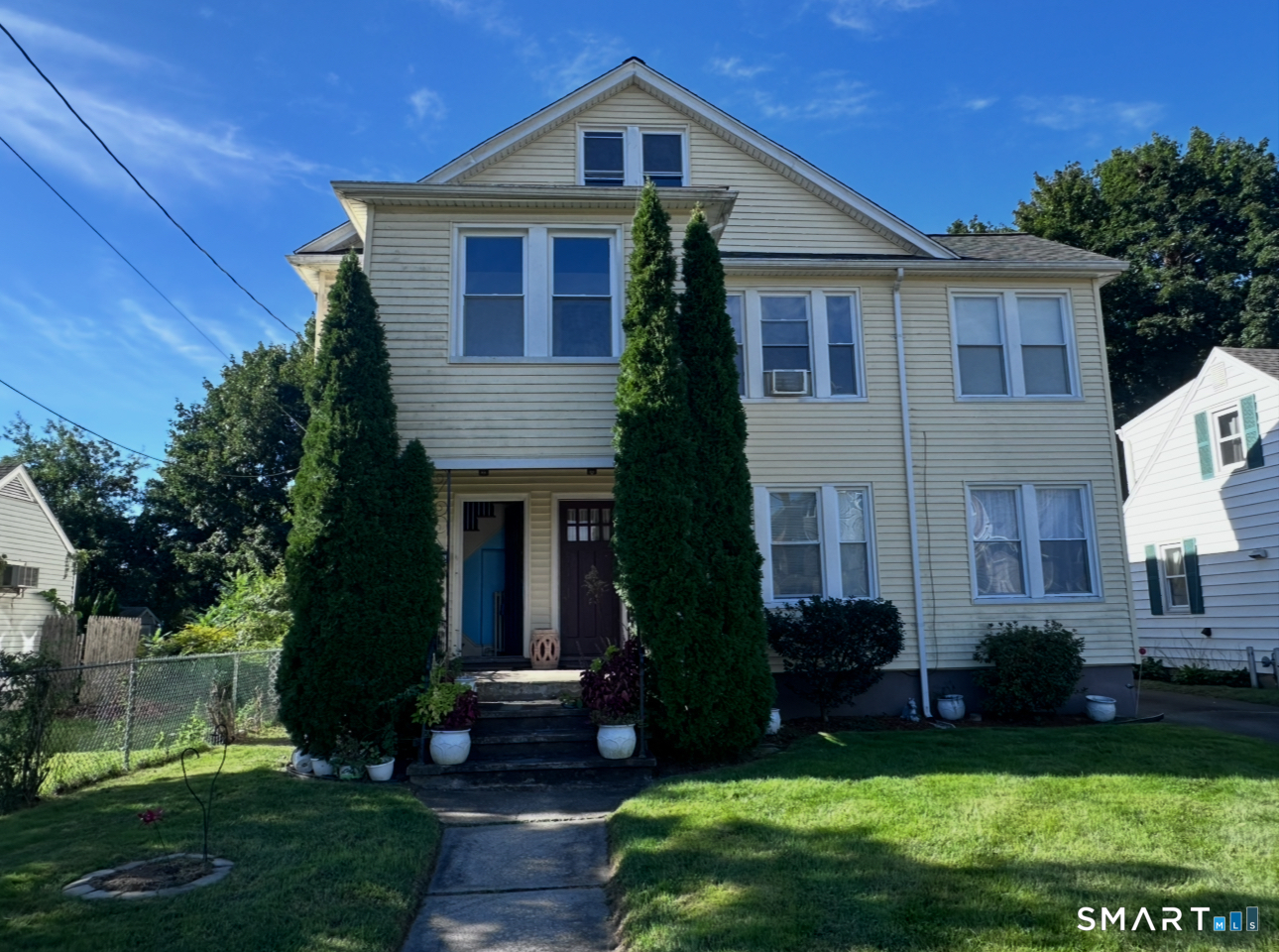 15-17 Fuller Avenue East Hartford CT 06108