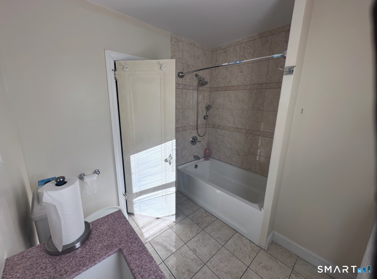 15-17 Fuller Avenue East Hartford CT 06108