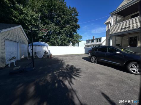 15-17 Fuller Avenue East Hartford CT 06108