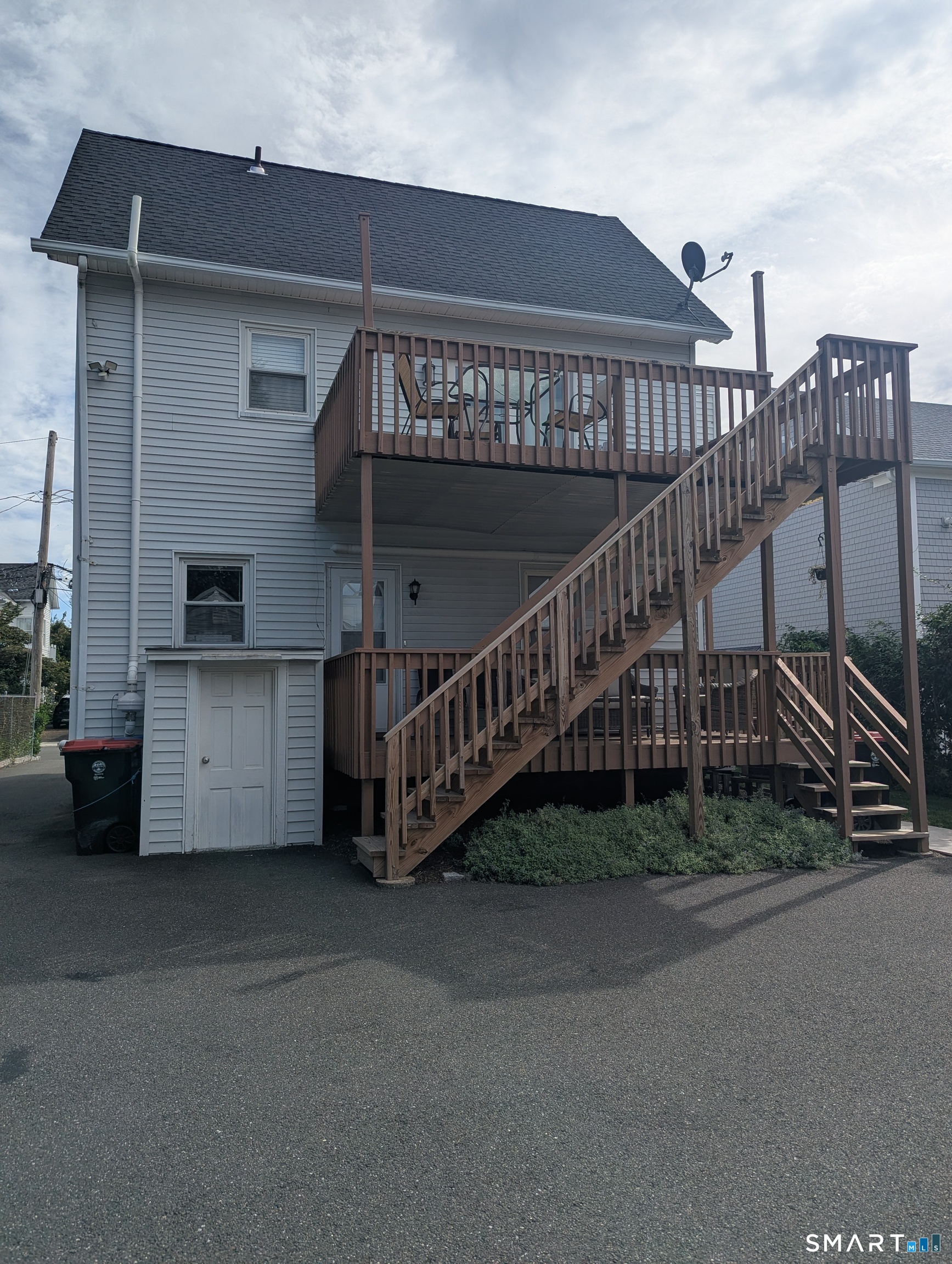 6 Hawkins Avenue Norwalk CT 06855