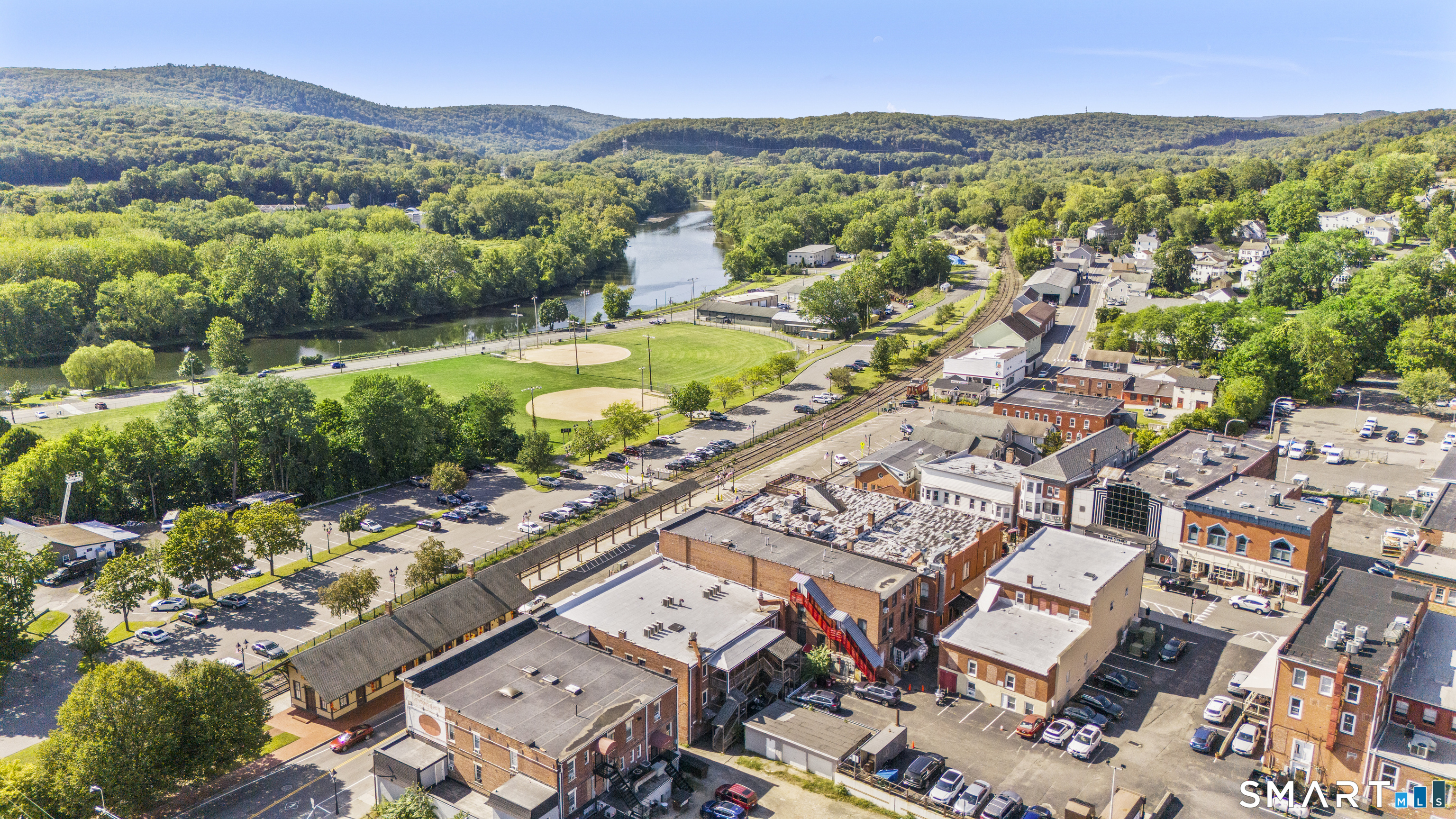 14 Railroad Street New Milford CT 06776