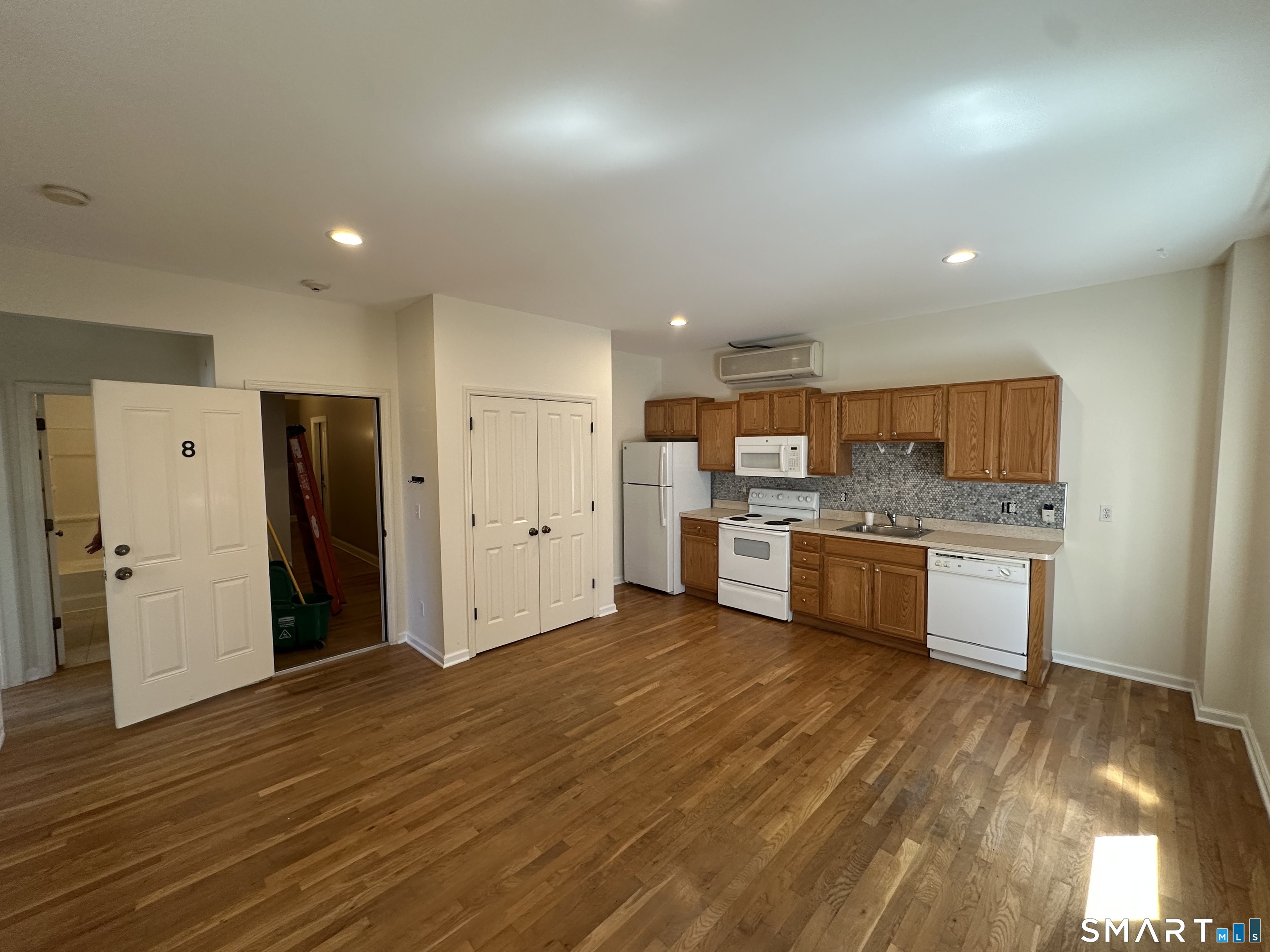 14 Railroad Street New Milford CT 06776