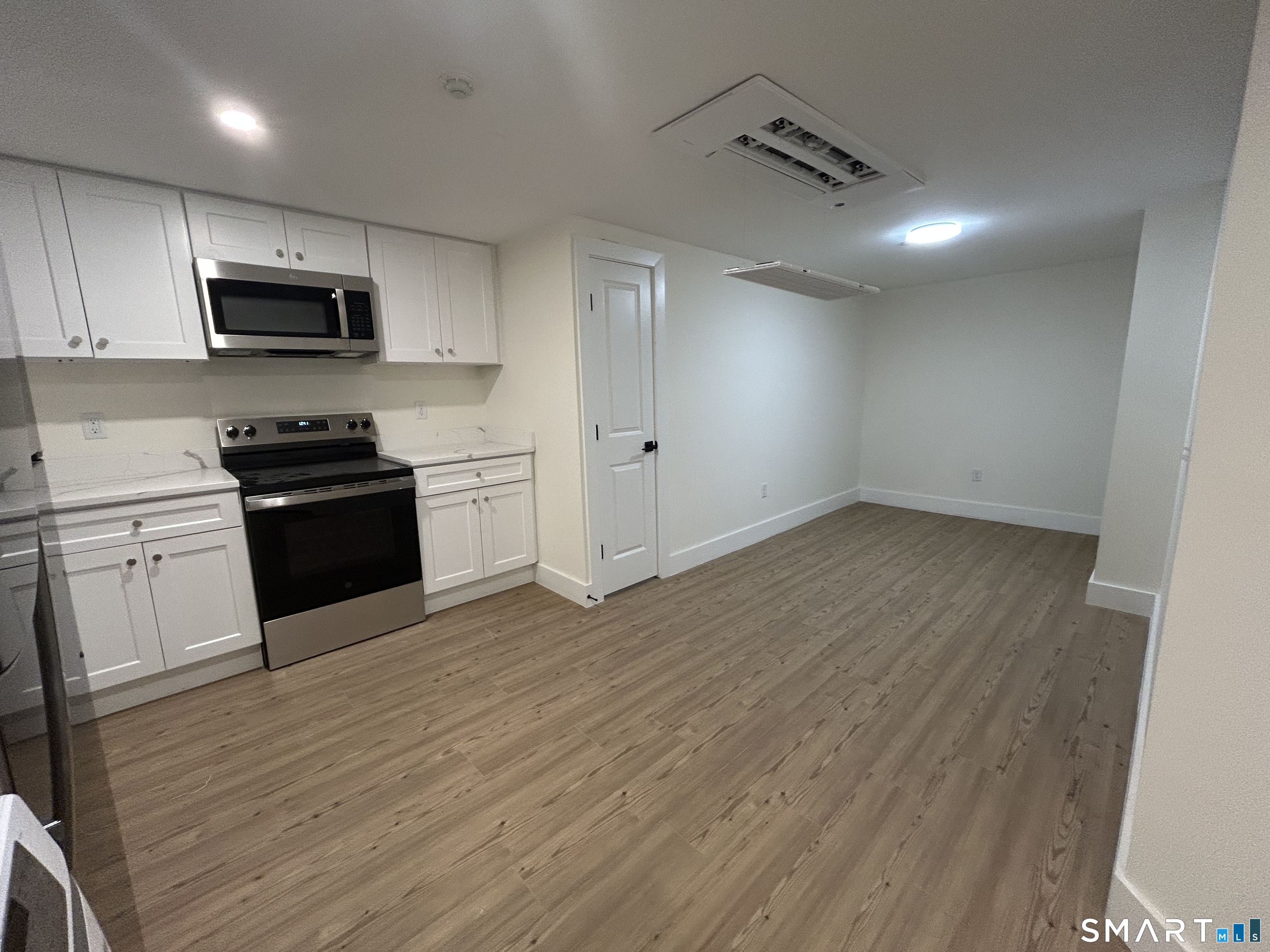 472 Main Street Middletown CT 06457