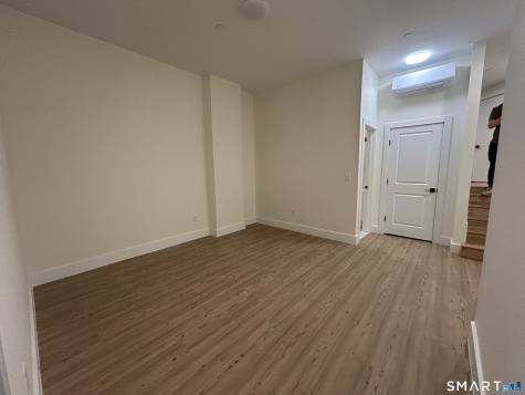 472 Main Street Middletown CT 06457