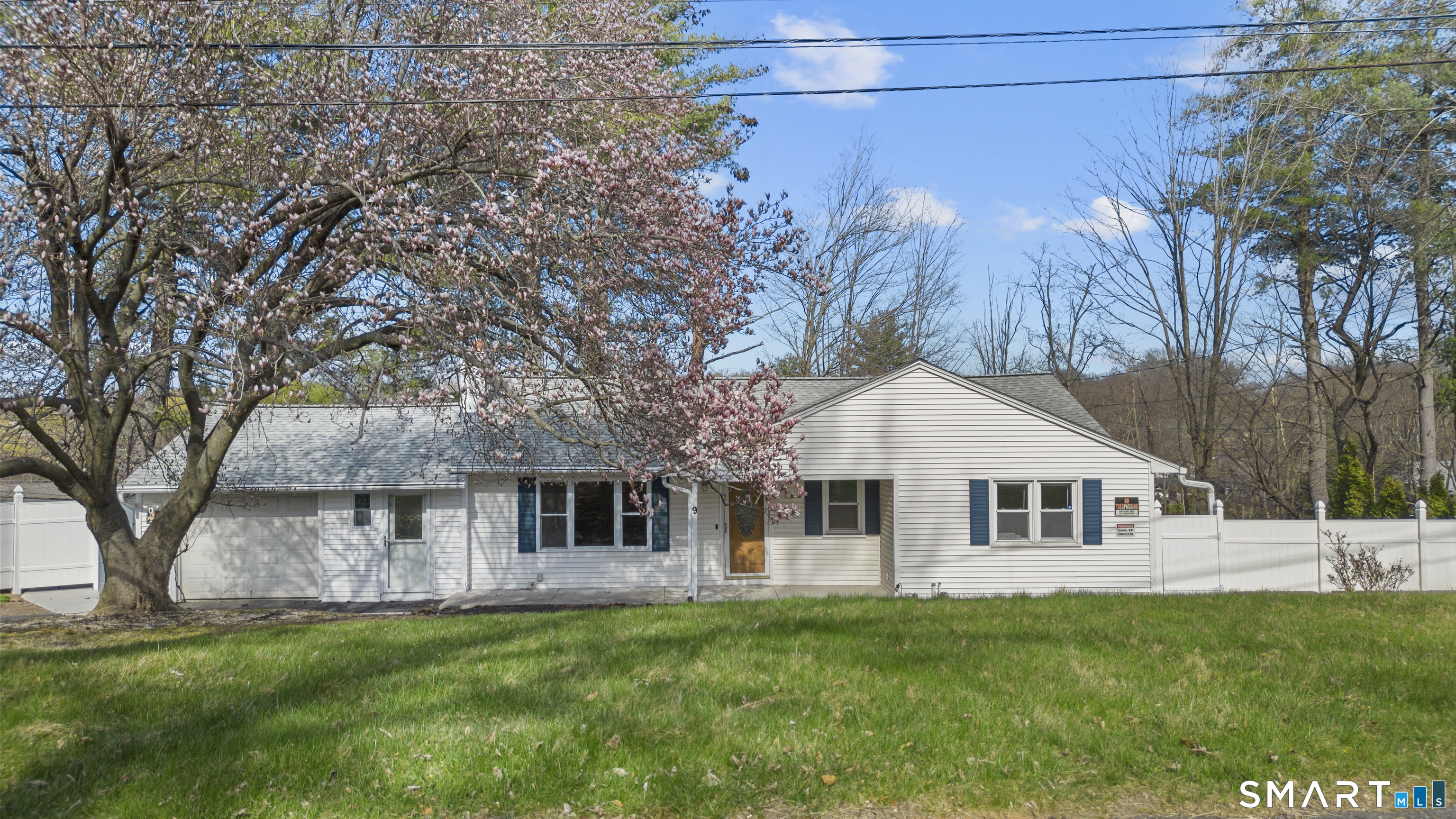 9 Daniel Road Bristol CT 06010