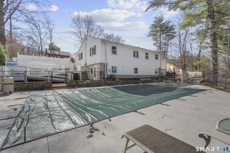 9 Daniel Road Bristol CT 06010