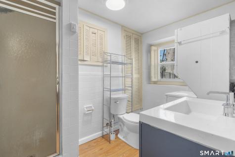 9 Daniel Road Bristol CT 06010