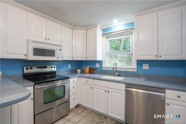 24 Court Park West Hartford CT 06119