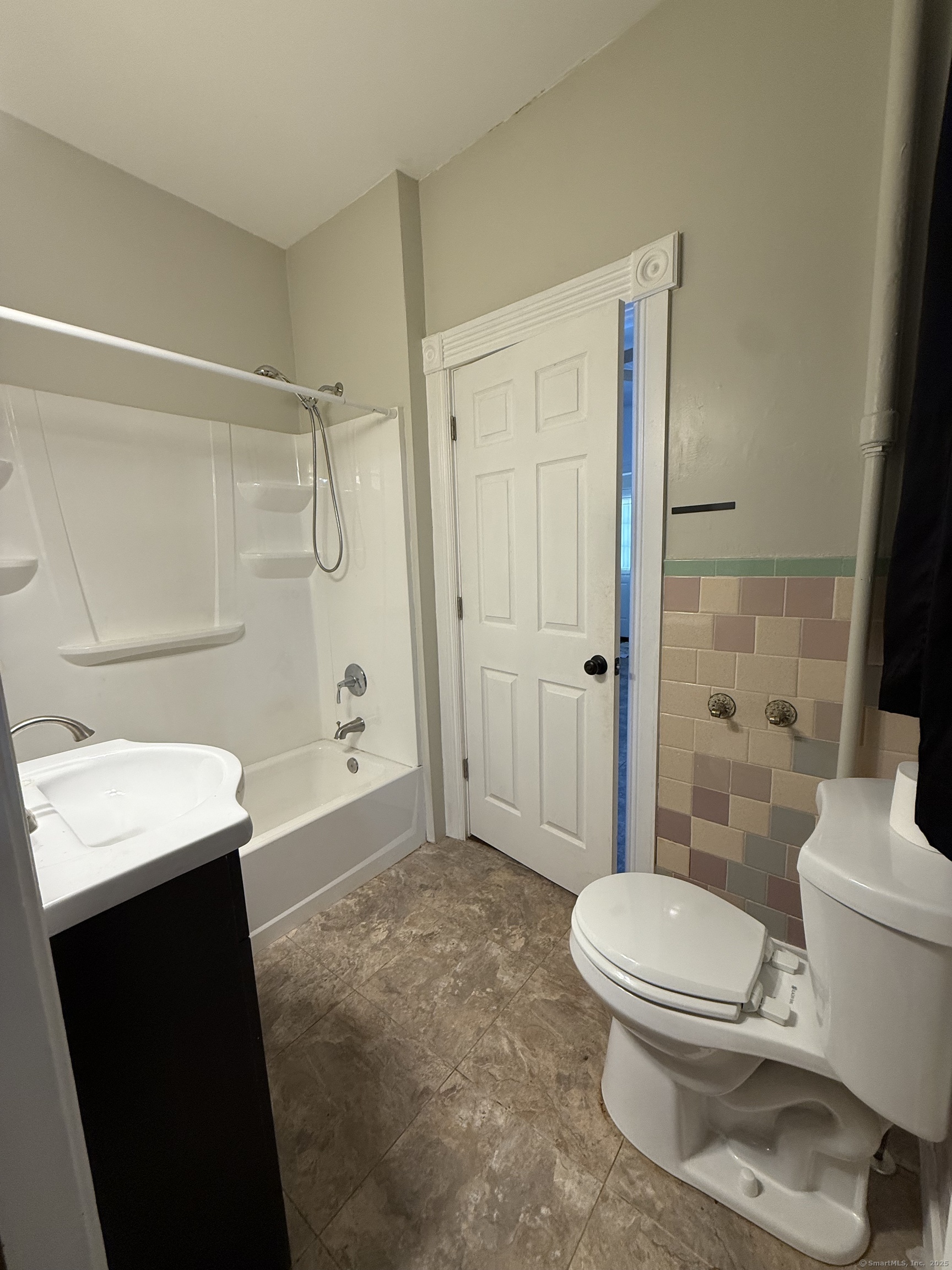 220 Central Avenue Norwich CT 06360