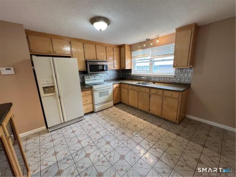23 Mead Street New Britain CT 06051