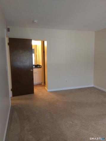 1274 East Main Street Meriden CT 06450