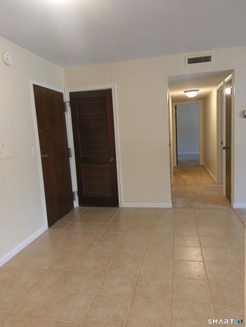 1274 East Main Street Meriden CT 06450