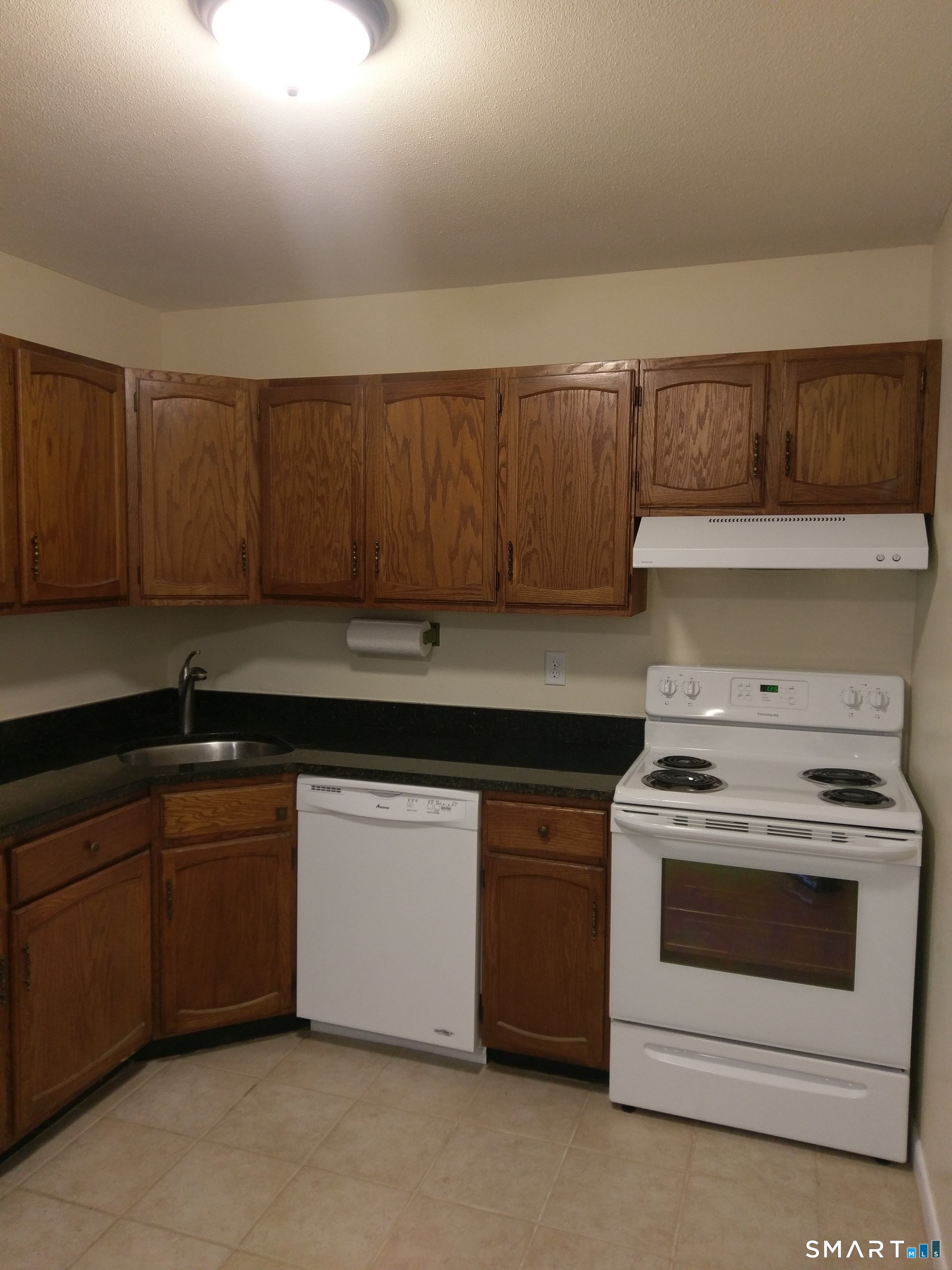 1274 East Main Street Meriden CT 06450