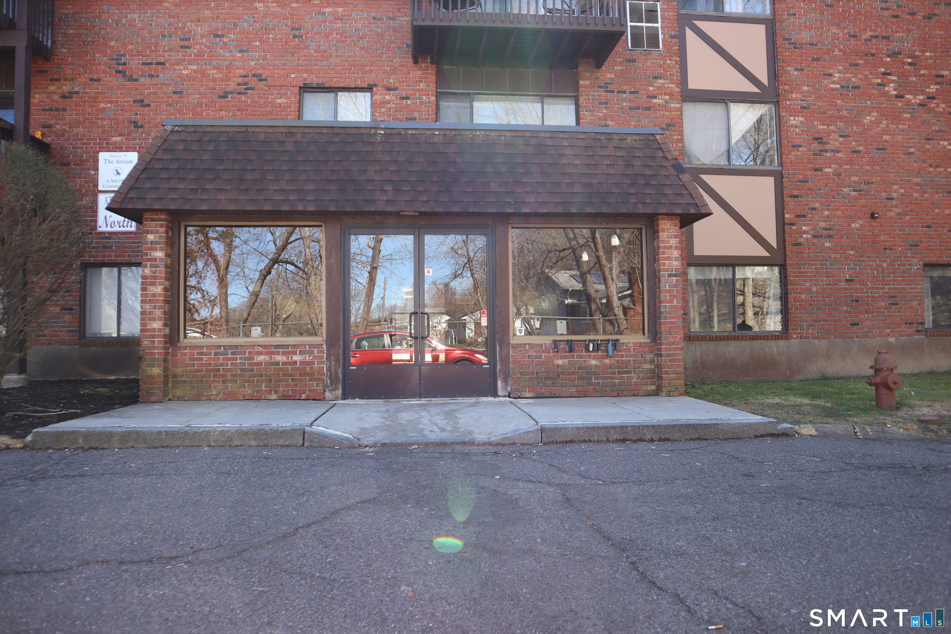 1274 East Main Street Meriden CT 06450