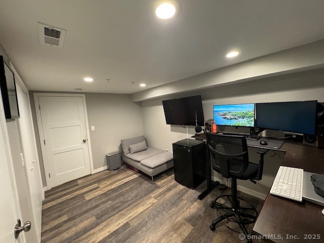 72 Ocean View Street New Haven CT 06512