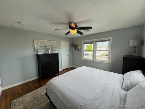 72 Ocean View Street New Haven CT 06512