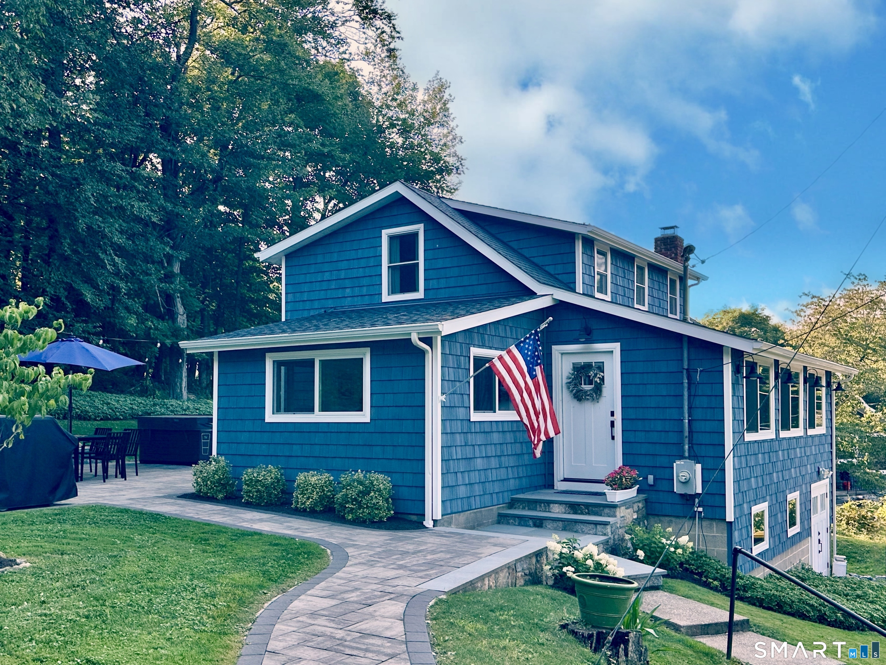41 Candlewood Drive New Fairfield CT 06812