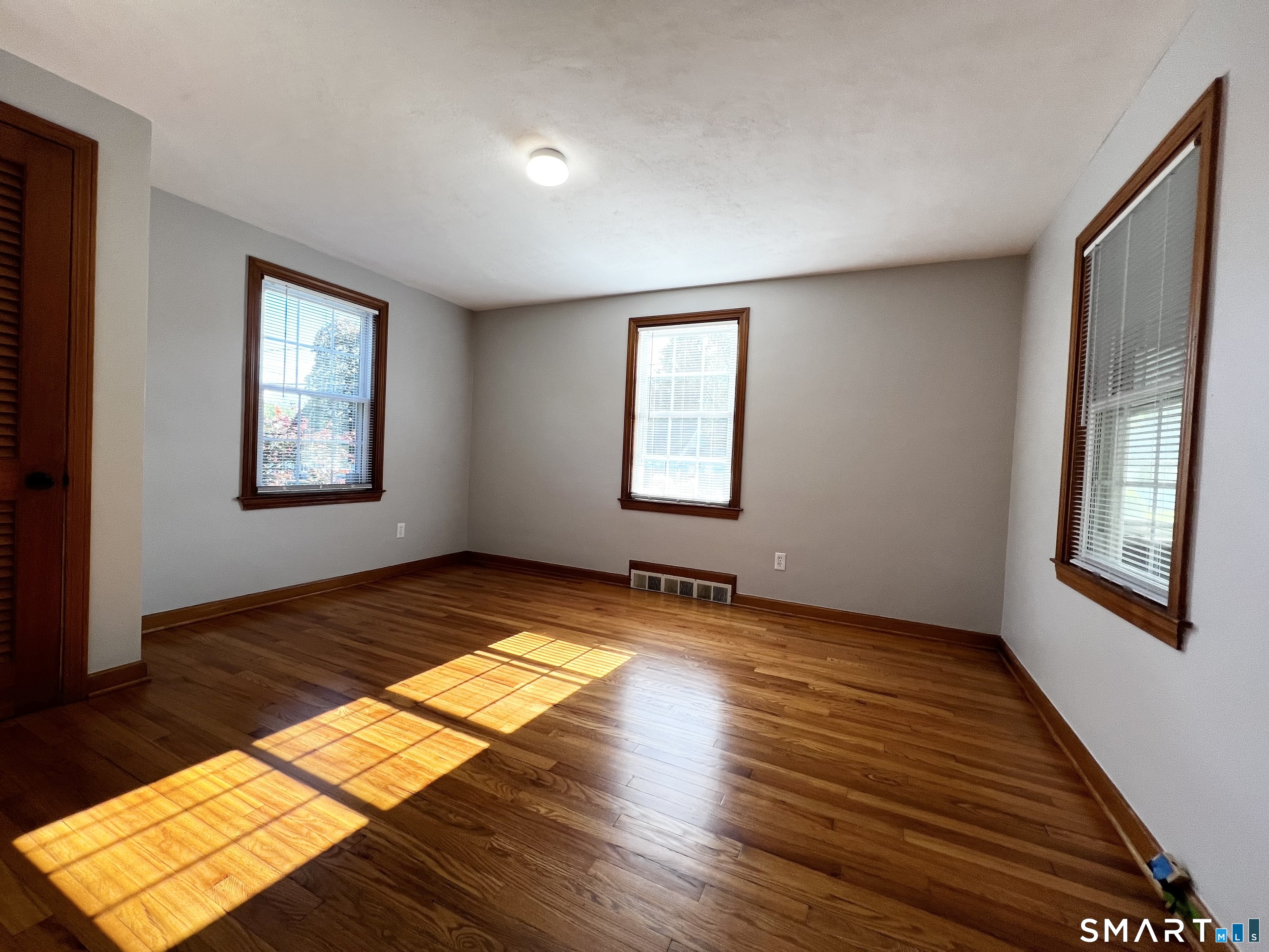 609 Hunting Hill Avenue Middletown CT 06457