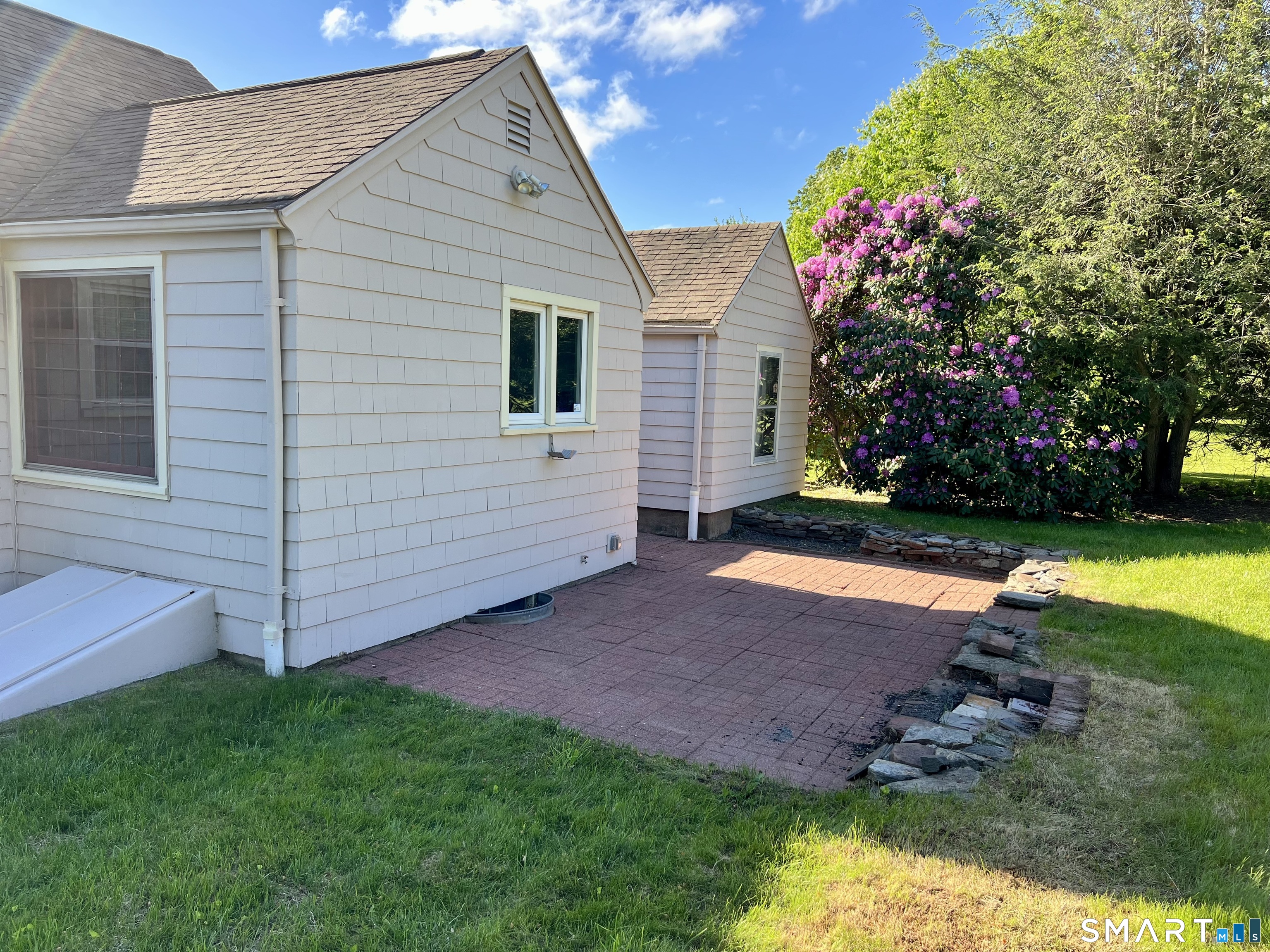 609 Hunting Hill Avenue Middletown CT 06457